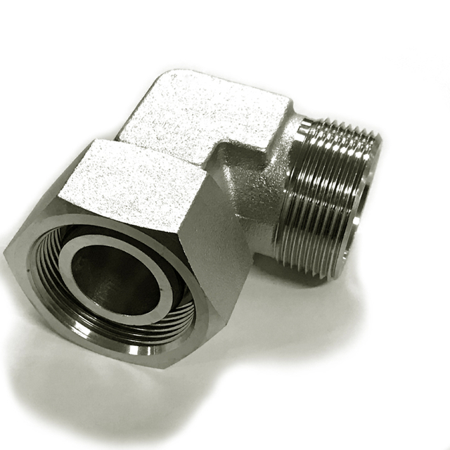 Reducer tube adaptorwith swivel nut