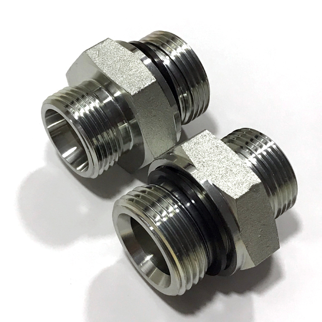 Metric thread withcaptive seal