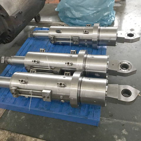 Custom hydraulic cylinder